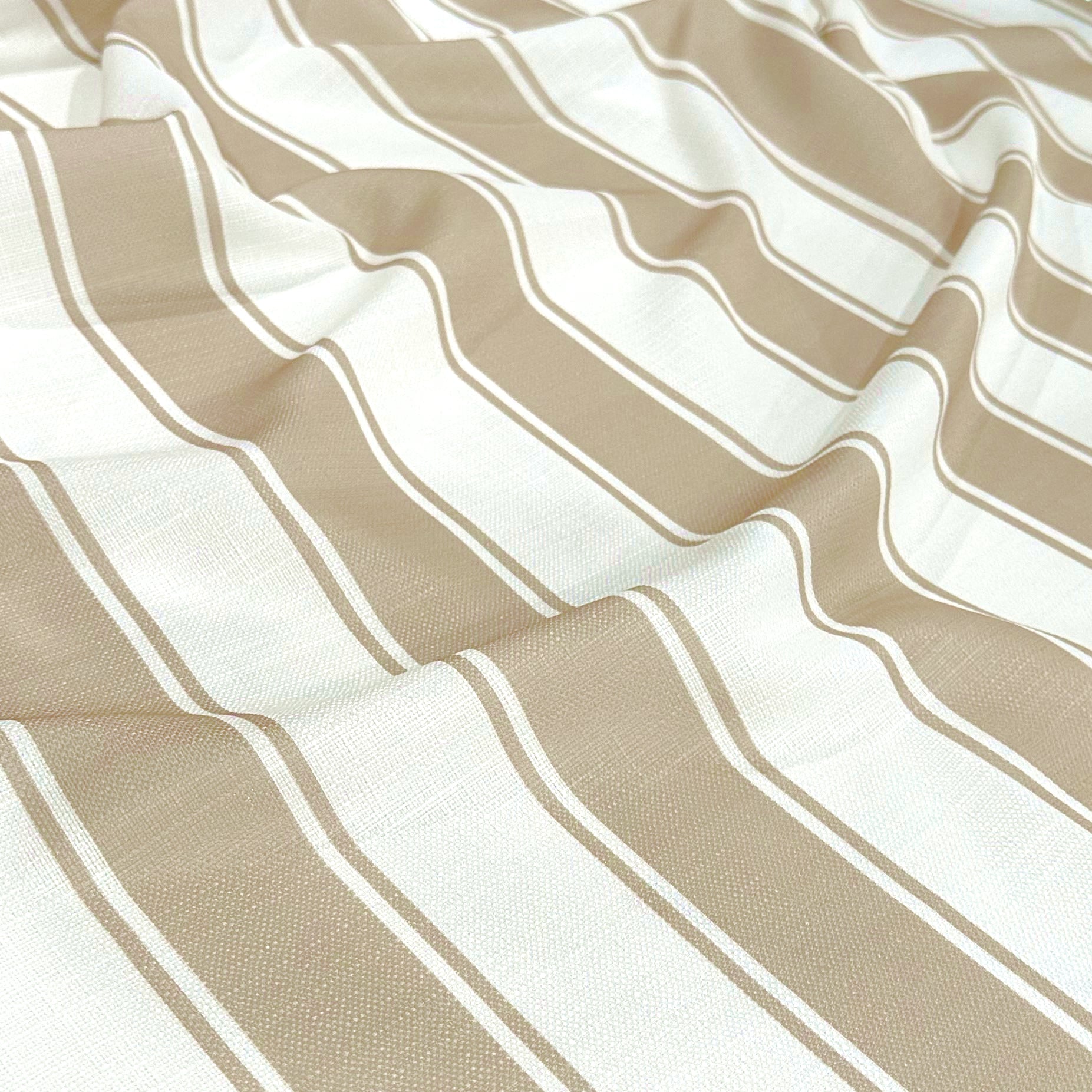 Taupe / White