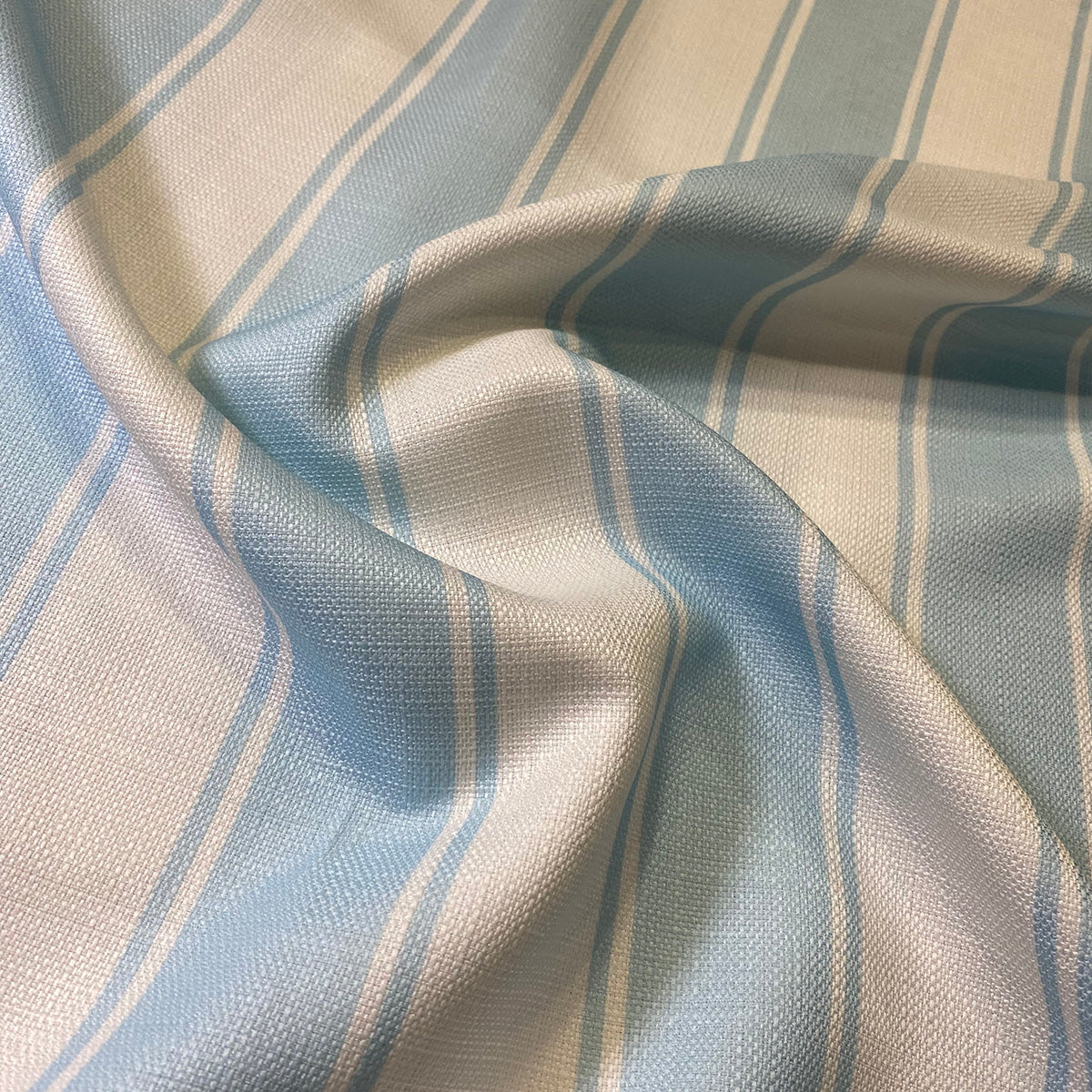 Blue / White
