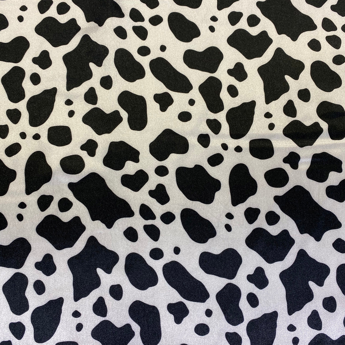 Animal Print Table Runner in Cow 02 Table Runner Urquid Linen